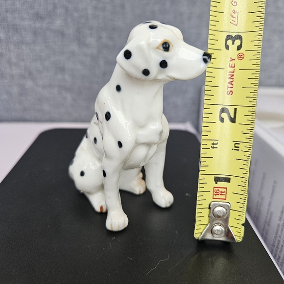 Vintage Dalmatian Porcelain Figurine - Picture 4 of 11